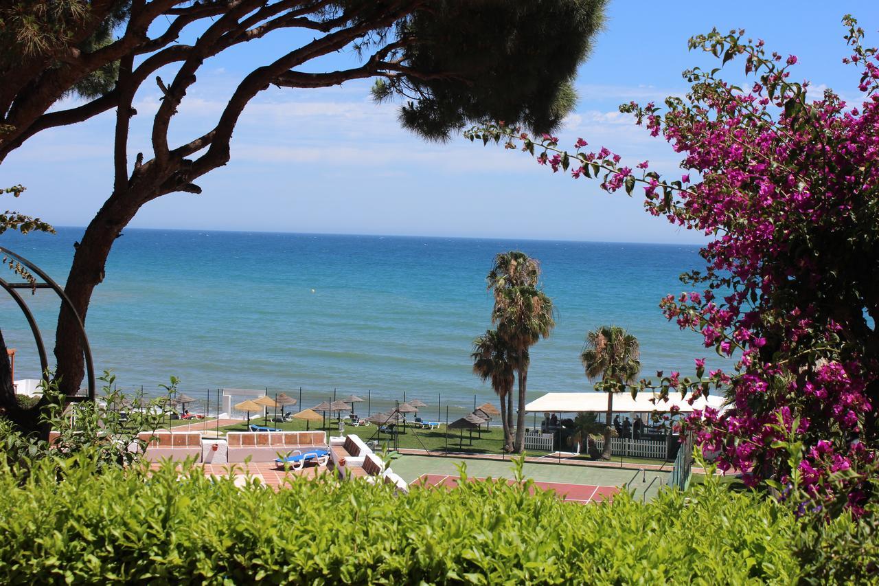 Mansion Alhamar - 2 Bedroom, Frontline Beach, Mountain Views, Full Size Pool, Tennis Courts, Close To Shops, On-Site Bar & Chiringuito Sitio de Calahonda Extérieur photo