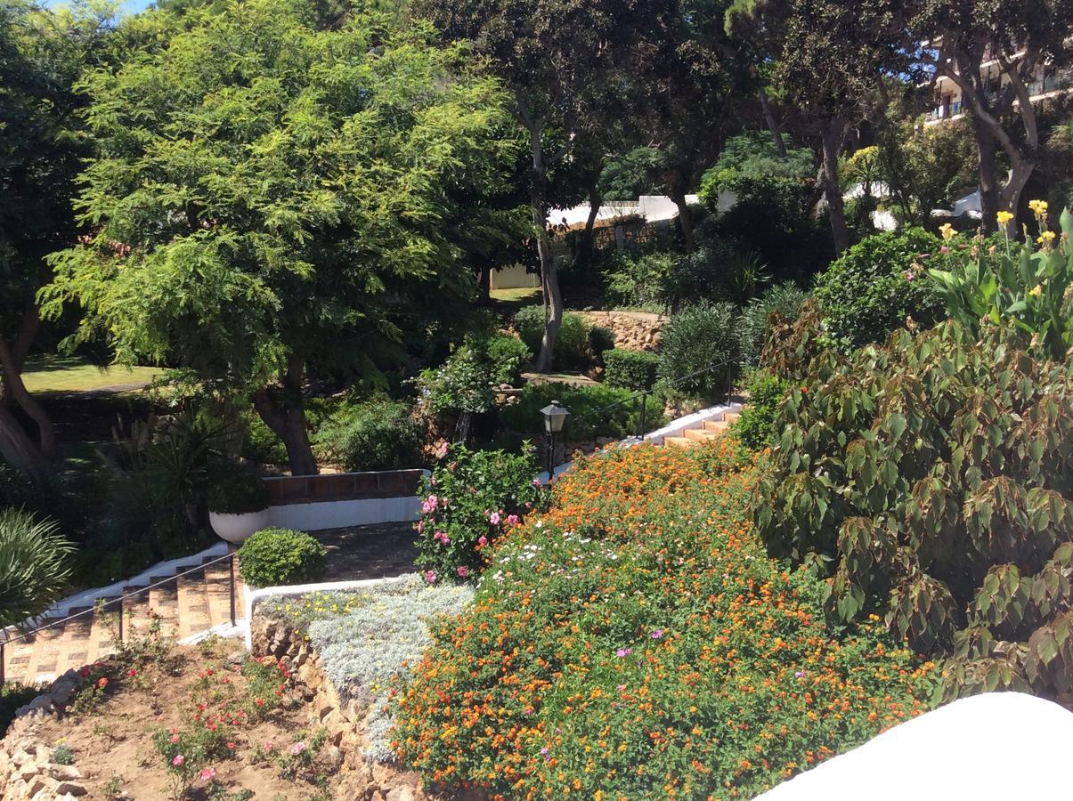 Mansion Alhamar - 2 Bedroom, Frontline Beach, Mountain Views, Full Size Pool, Tennis Courts, Close To Shops, On-Site Bar & Chiringuito Sitio de Calahonda Extérieur photo